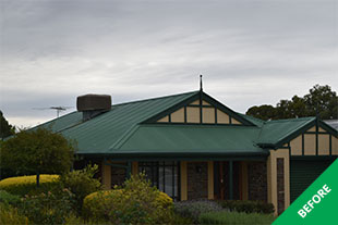 Woodcroft - Colorbond roof restoration - Caulfield Greeen - before restoration